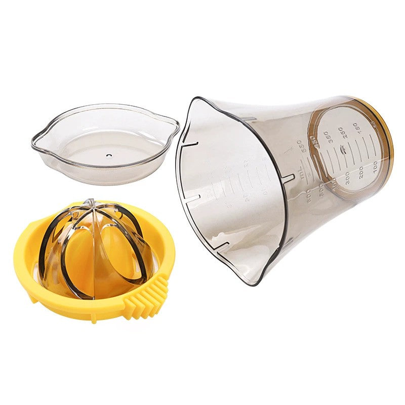 Citruspress / mätkopp – juicepressning, mätning – lock, millilitermarkeringar