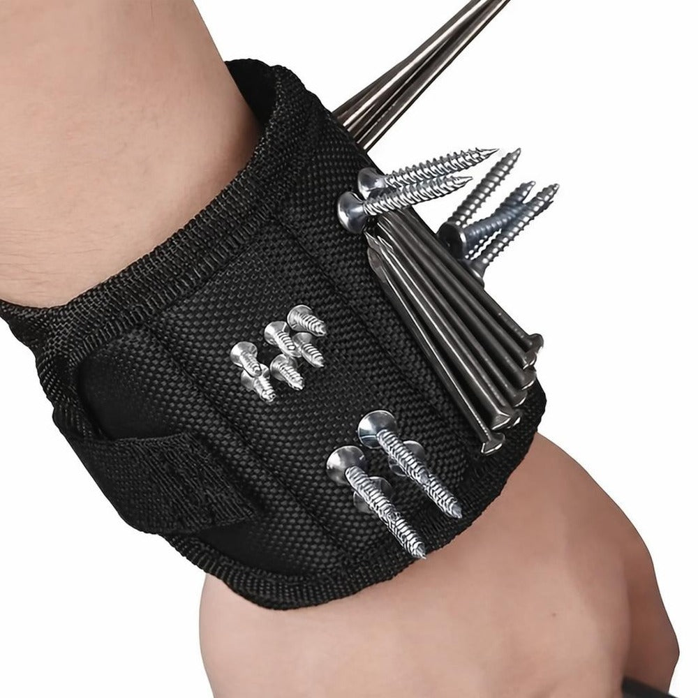 Magnetiskt handledsband på handleden med skruvar och spik