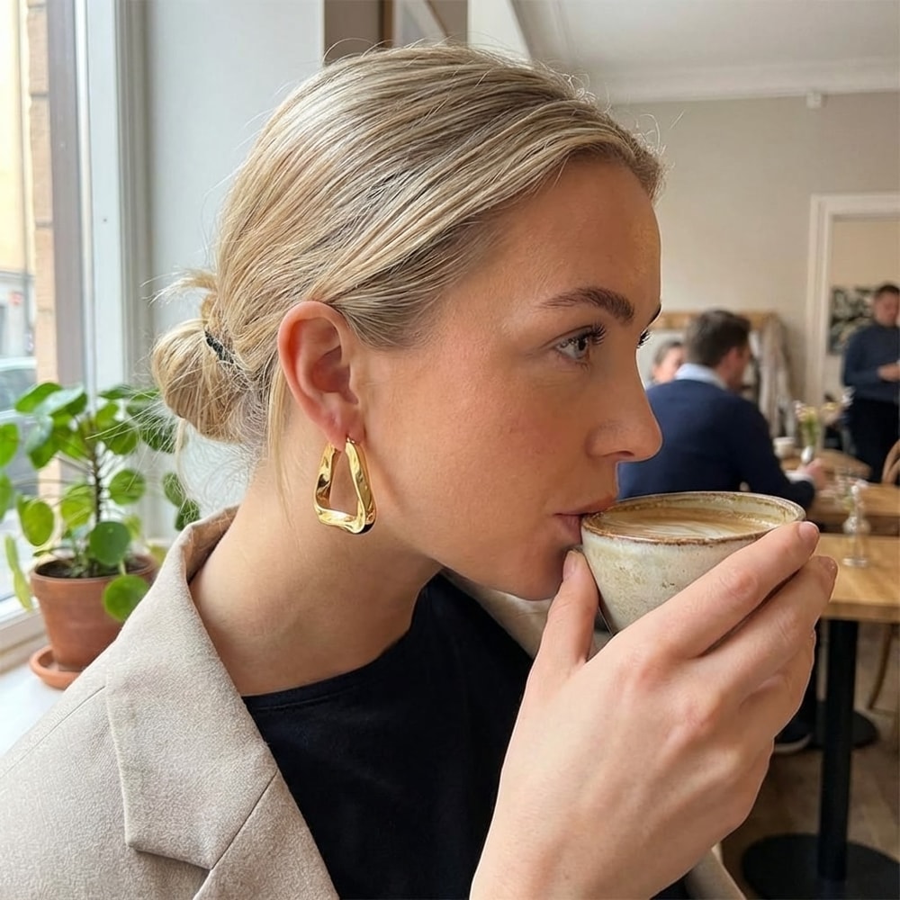 Creoler / örhängen / ringörhängen – pläterad koppar, två storlekar, silverstift - sparklar.se