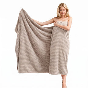 Badlakan / badhandduk – snabb torkning, helkroppstäckning – korallfleece, kantsydd finish - sparklar.se