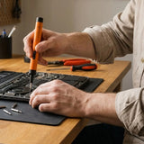 Elektrisk precisionsskruvdragare – 46-delars set med USB-C – ND-23175-14-ENV.webp - sparklar.se