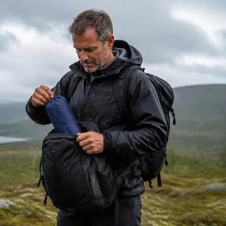 Regnponcho 3-i-1 – poncho, tarp och markduk - sparklar.se