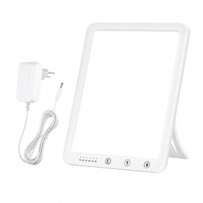 Vit LED-lampa med DC-kabel och nätadapter med två runda stift