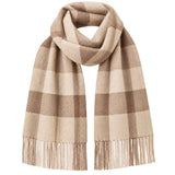 Beigerutig scarf med fransar