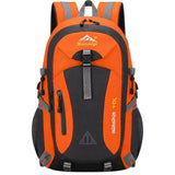 Orange ryggsäck på 40 liter